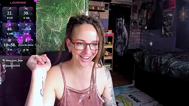 LisaFoxy_y Chat XXX live