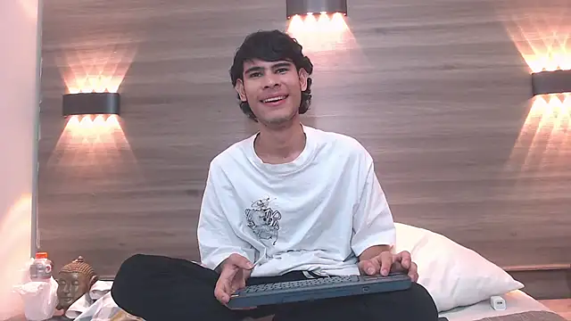 Kevin_Brooks1 Live XXX Chat