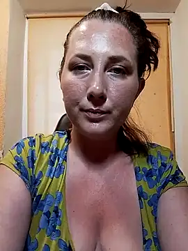 Chat +18 de Sweet_Aurorari ao vivo
