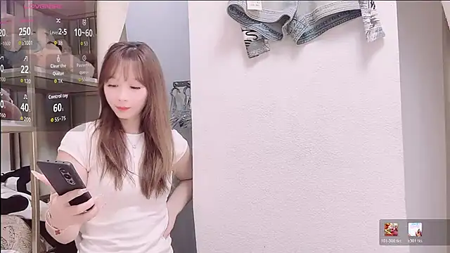 loves-yuyu's Live XXX Chat