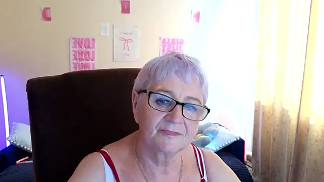 Chatroom XXX en direct de Sandra_Snowflake