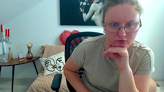 IrenneBates' Live XXX Chat