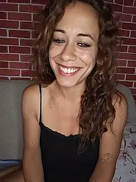 צ'אט XXX בשידור חי של HotGinger66