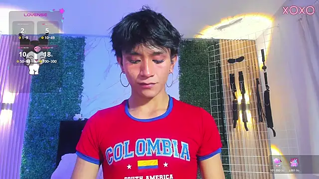 cococumps live XXX chat
