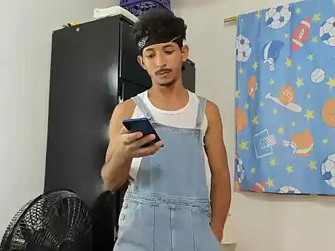 Carlos_Steven Adlı Modelin Canlı XXX Sohbeti