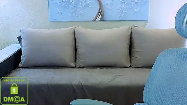 Chat XXX Live Glossier