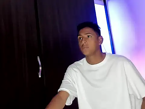 XXX chat uživo modela Sanders_wolf