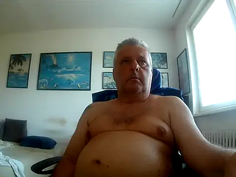 Robert_SK1 live XXX chat
