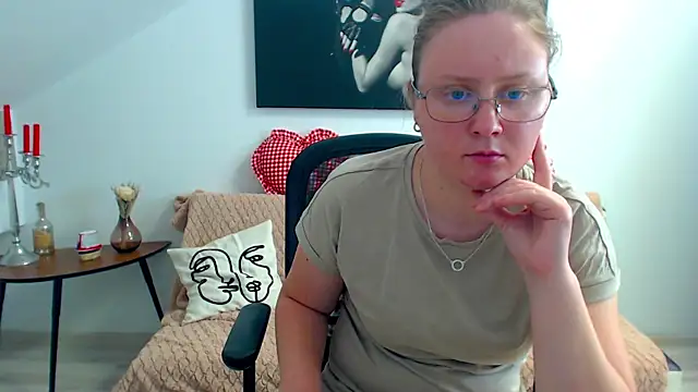 IrenneBates live XXX chat