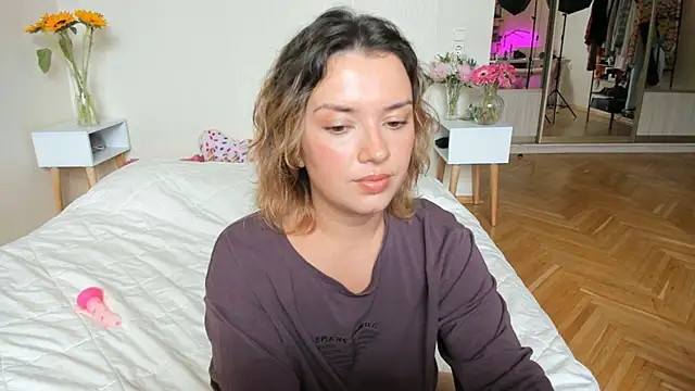 دردشة BrightDani الجنسية المباشرة
