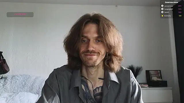 XXX chat uživo modela TechnoJesus