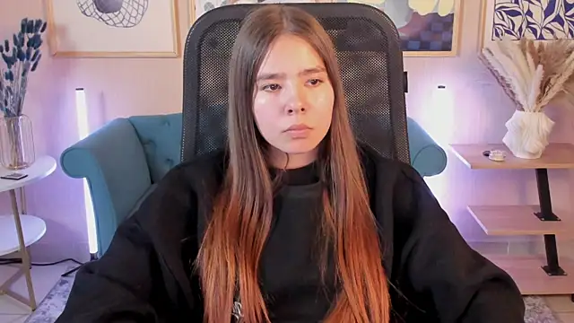 Živý XXX chat SayaHeartnet