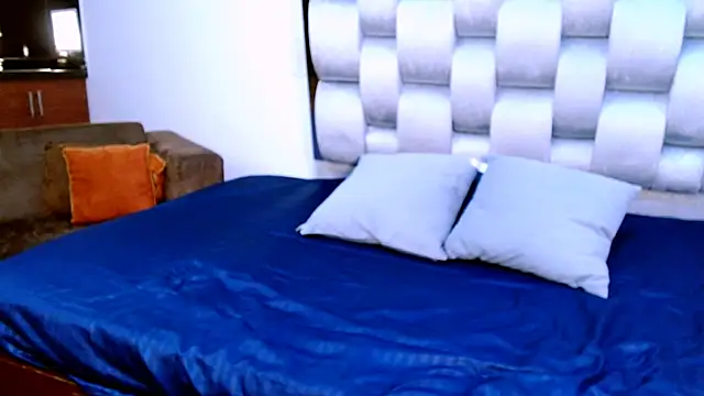 Czat XXX na żywo – MaxMiller_1