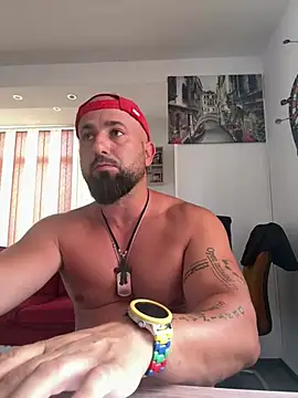 aviaboy – webcam-show