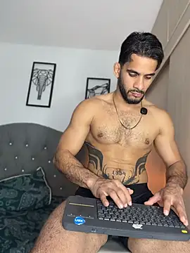 Maximiliano_ford's Webcam Show