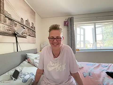 Chat XXX Live Curvy-Jinx
