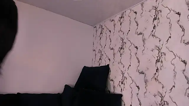 Fiorelaa_ লাইভ XXX চ্যাট