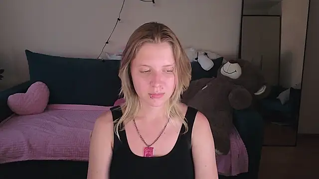 Chat +18 de Viki_Charm ao vivo