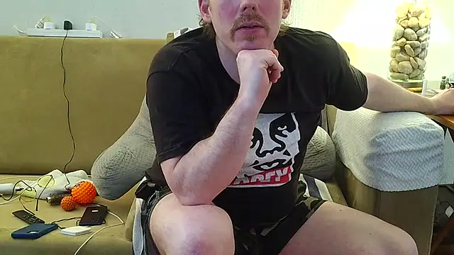 9VOLTT's Live XXX Chat