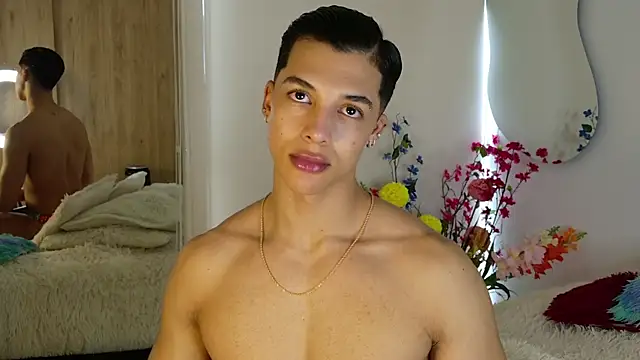 Chat XXX ao vivo de Troye_Williams