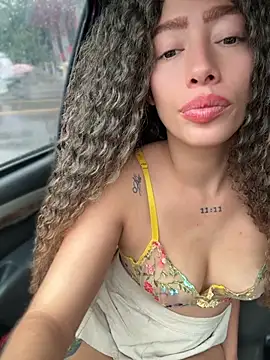 roxyrougee's Live XXX Chat