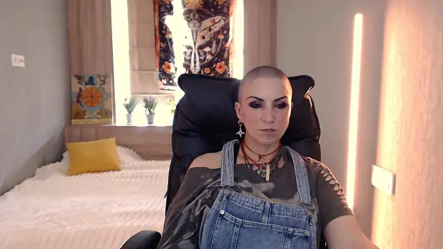 Sweet-n-Strong live XXX chat