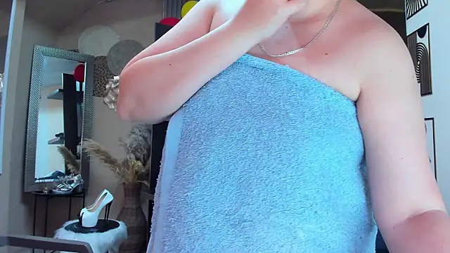 Živý XXX chat BBWLuxuryMuse