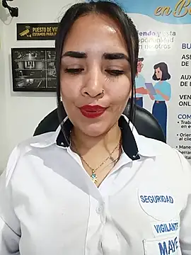 MAYE__13 Chat XXX in diretta