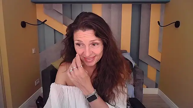 XXX chat uživo modela EllaLong