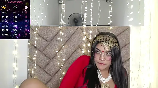 lakshmiraniii's Live XXX Chat