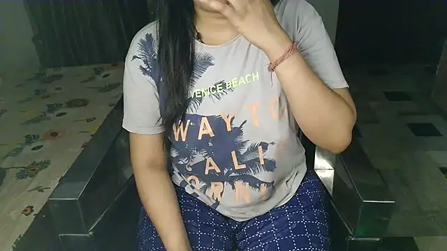 aarushi_sharmaa Chat XXX in diretta