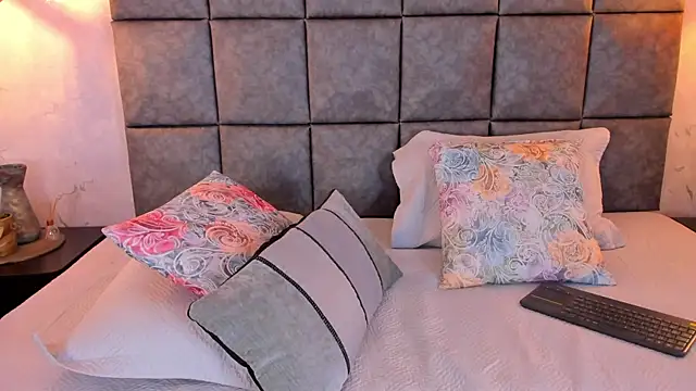 Roseaurora 现场XXX聊天