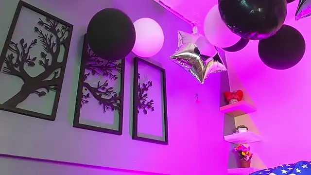 CelesteNoa 现场XXX聊天