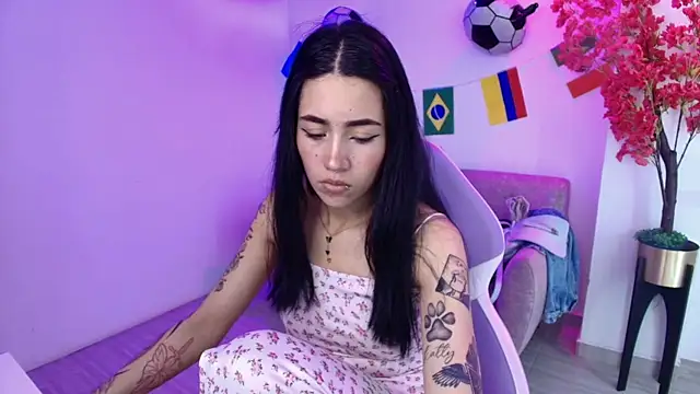 XXX chat uživo modela Rainy_doll