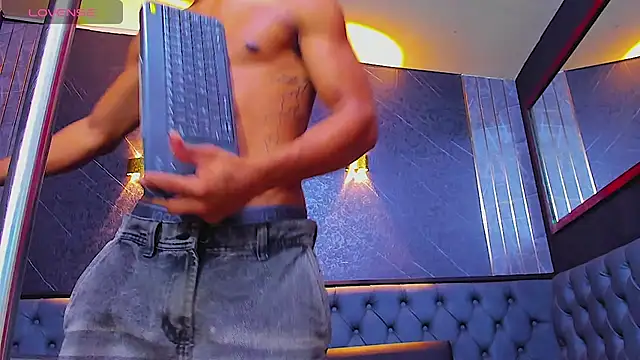 Yoel_Blessed's Live XXX Chat