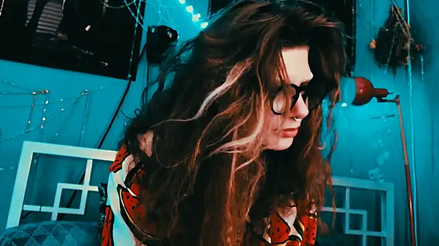 Chat XXX en directo de VivienDarkbloom