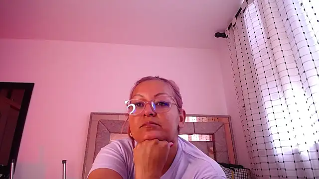 salomecastro_ Chat XXX in diretta