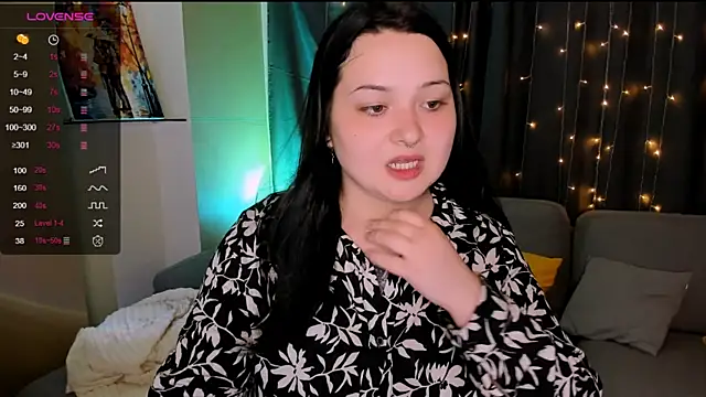 Chat +18 de Aliceweidel_ ao vivo