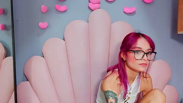 luci_miller's Live XXX Chat