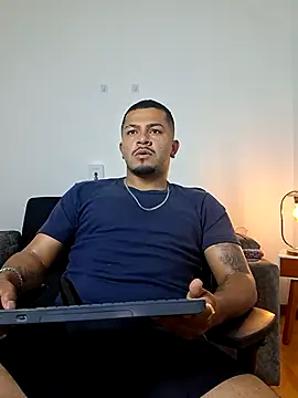 BrunoSilva_ লাইভ XXX চ্যাট