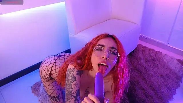 mere_in_redd লাইভ XXX চ্যাট