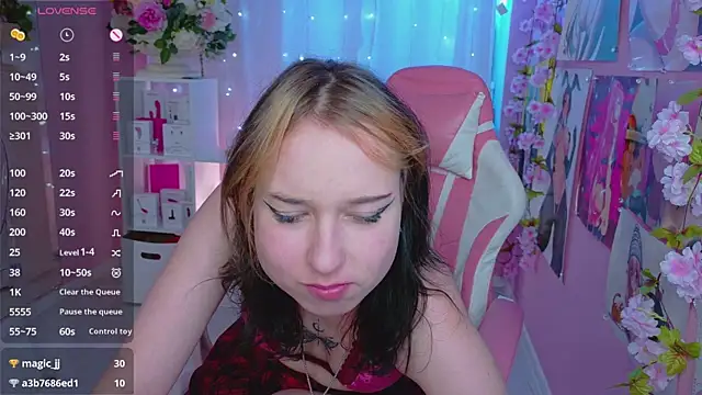 Oksi_Koxy's Live XXX Chat