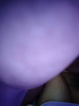 Tiphanydirty3 élő XXX-chatje