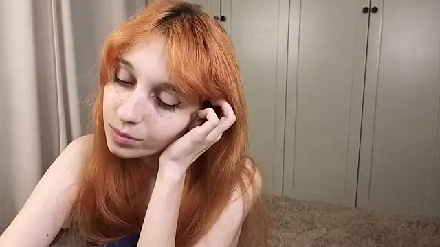 tgirlfoxy Chat XXX live