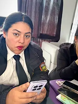 velen_09 Adlı Modelin Canlı XXX Sohbeti