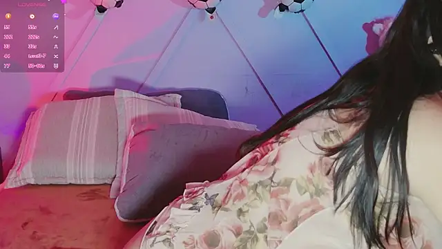 emmajohnss' Live XXX Chat