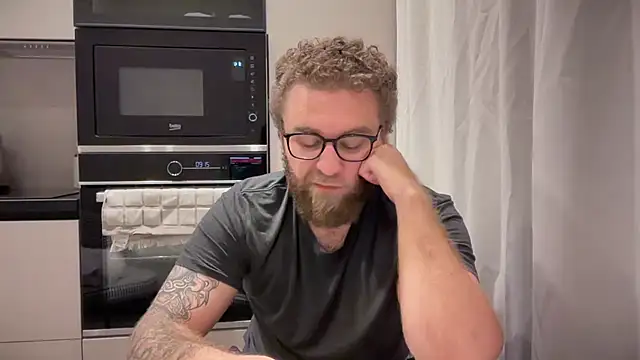Czat XXX na żywo – Bear_bear_