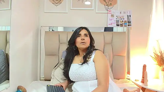Chatroom XXX en direct de _Marcela__