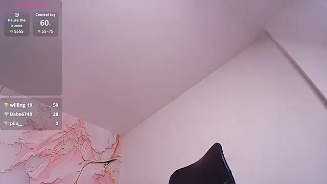 luucy_18 Chat XXX in diretta