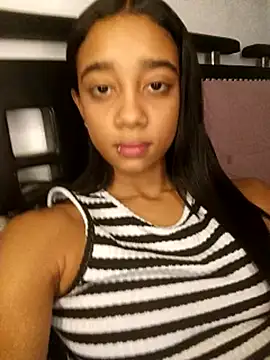 Zoe_Sweett18: απευθείας συνομιλία ΧΧΧ